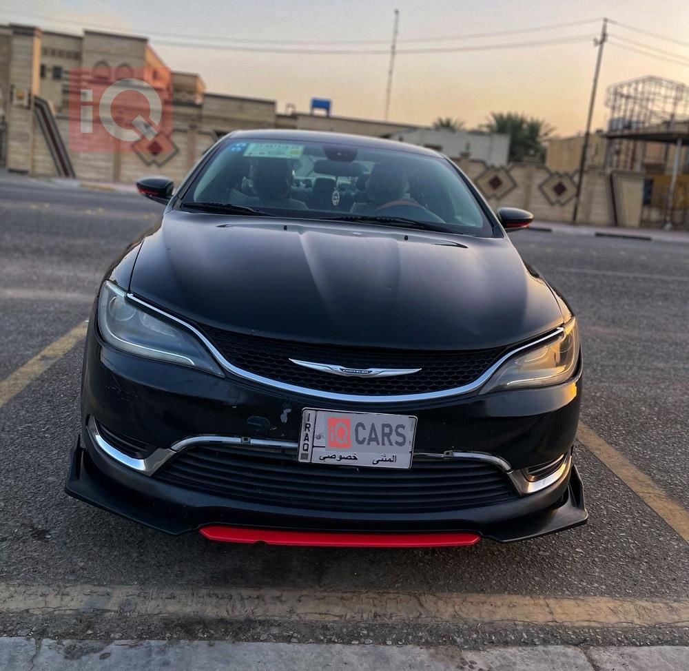 كرايسلر 200